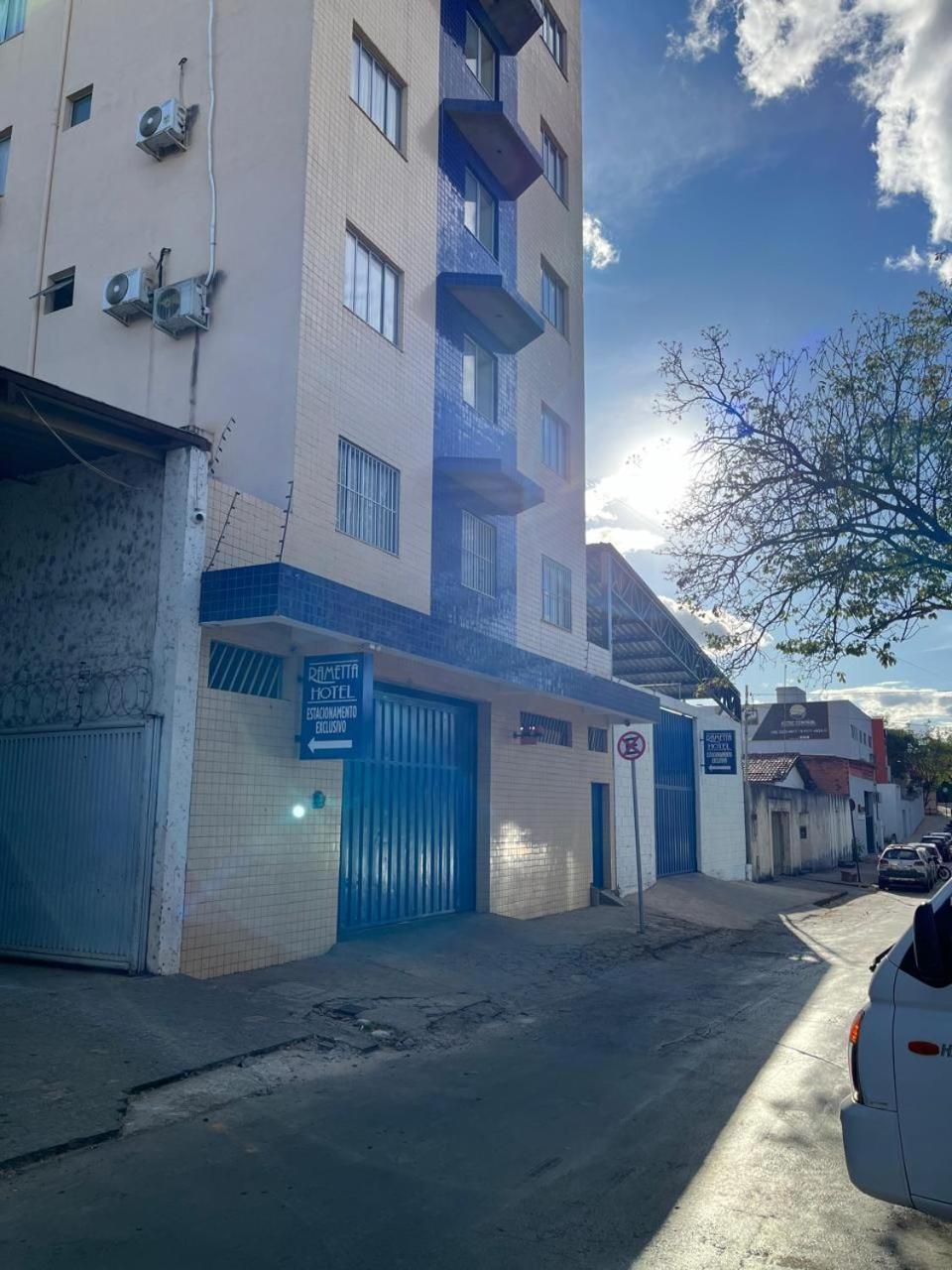 Rametta Hotel Montes Claros Buitenkant foto