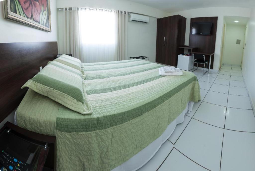 Rametta Hotel Montes Claros Buitenkant foto