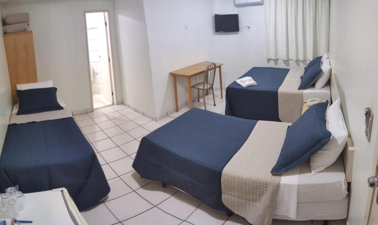 Rametta Hotel Montes Claros Buitenkant foto